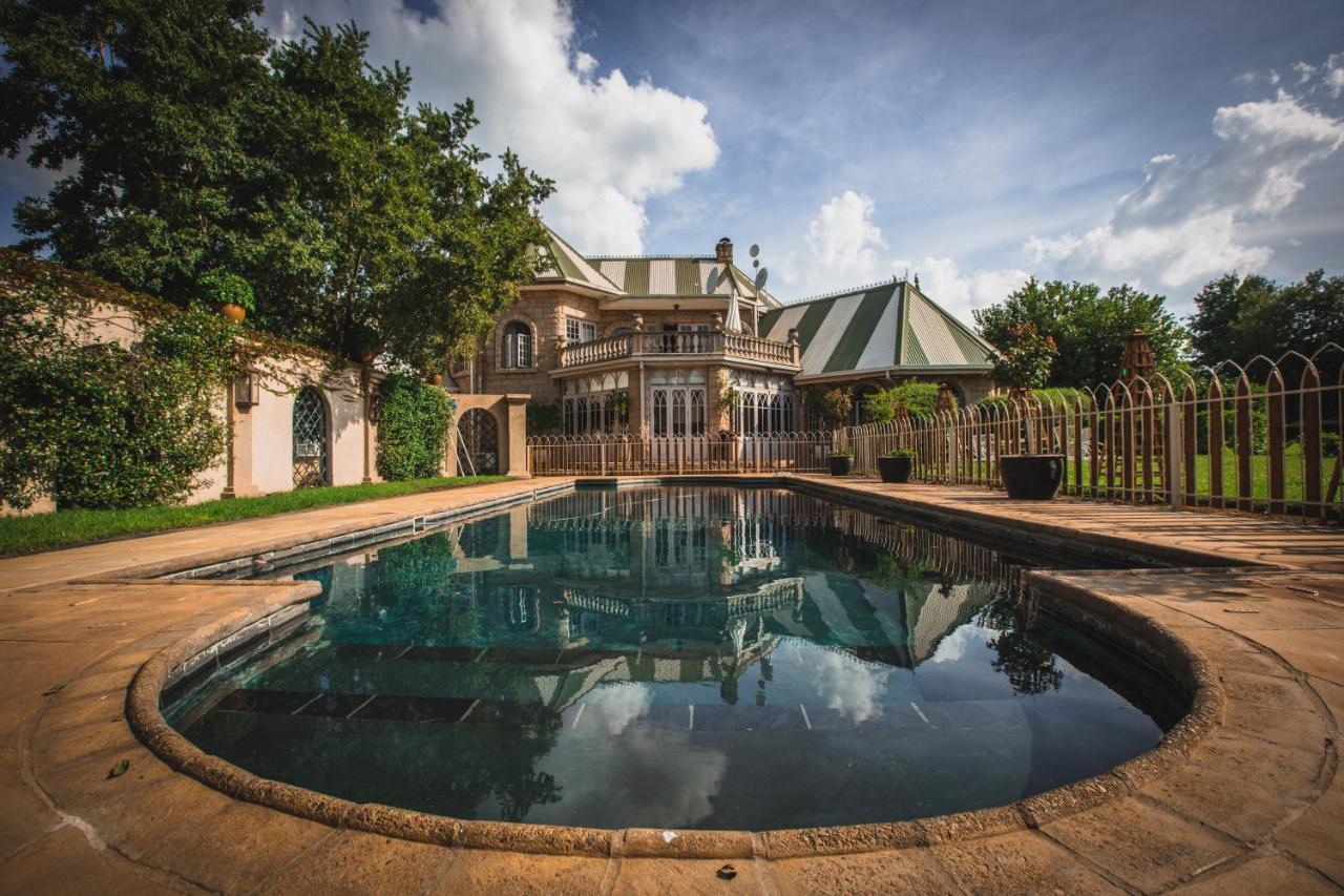Schoon Huis Manor Kempton Park Exteriör bild